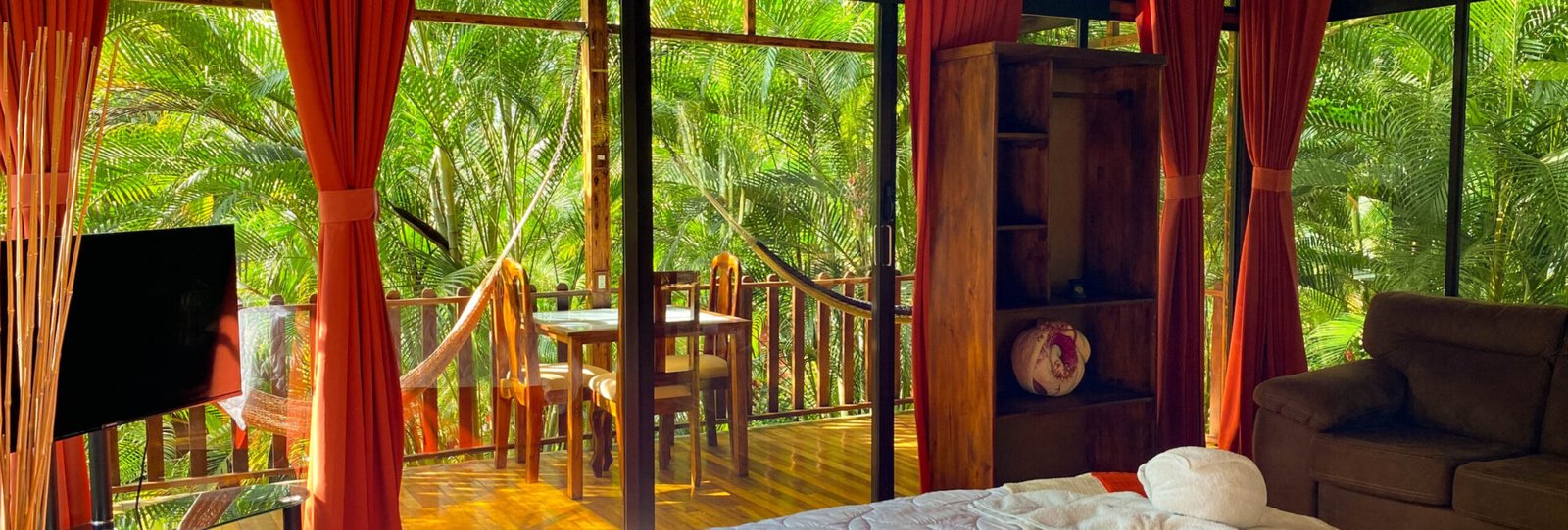 Glass Bungalow