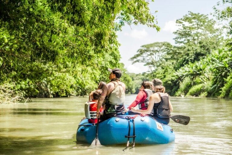 SAFARI FLOAT BY RAFT LA FORTUNA ARENAL COSTA RICA